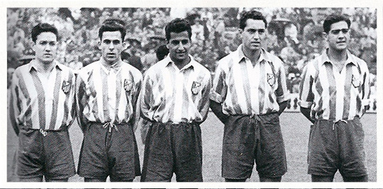 La Delantera de Seda - 1947